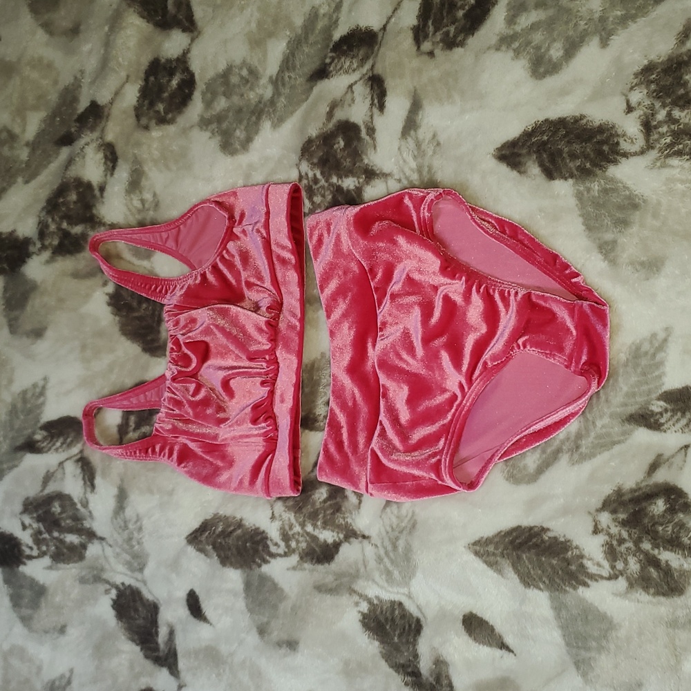 Honeycut Dancewear “Velveeta” Pink Dance Set AXXS (0-2)